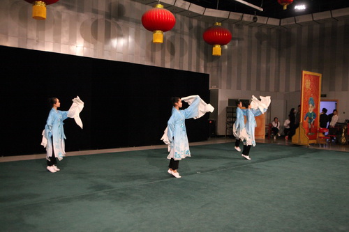 18展演现场_调整大小