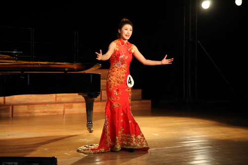 9比赛现场_调整大小