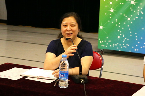 6北京戏曲艺术职业学院副院长黄珊珊致欢迎词_调整大小