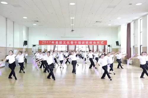 3《采薇》汇报班级：舞蹈五班_调整大小