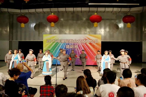 15京、评班剧目汇报_调整大小