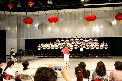 21音乐班合唱与指挥_调整大小