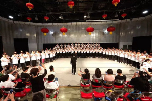 25音乐班葫芦丝演奏_调整大小