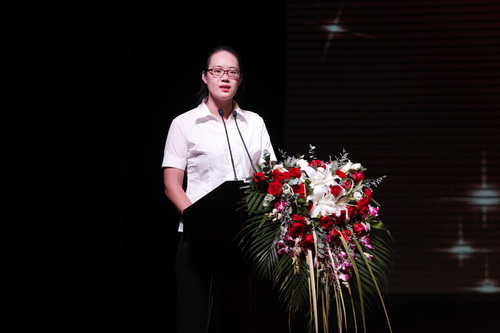 15.学生处副主任双百平任部署新学期学生管理工作思路_调整大小