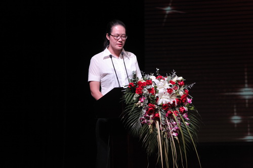 16、学生处副主任双百平任做新学期学生工作安排_调整大小