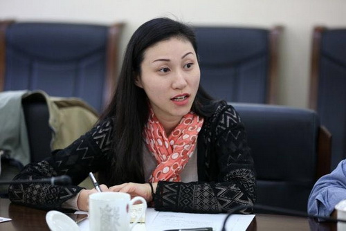 11两校教师进行讨论交流_调整大小