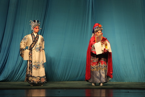 2剧照_调整大小