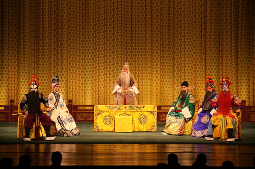 8剧照_调整大小