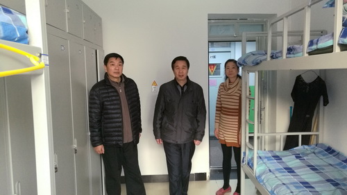 局领导检查学院安全工作1_调整大小