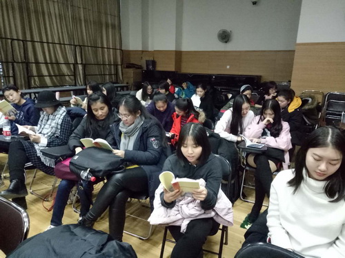 10音乐2017班（高一）_调整大小