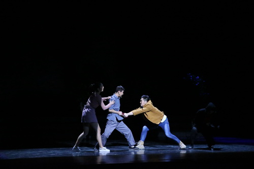 3.2017《中华美德故事汇》京津冀巡演·话剧《汉子》_调整大小