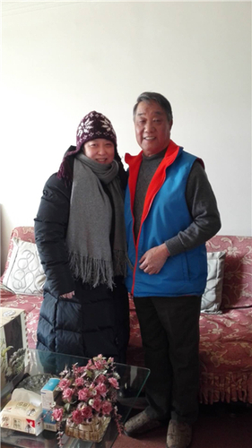 6黄珊珊副院长看望侯正武老师