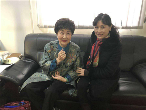 9许翠副院长看望孙毓敏老院长