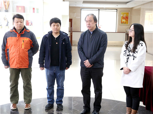 1院长刘侗进行捐款动员