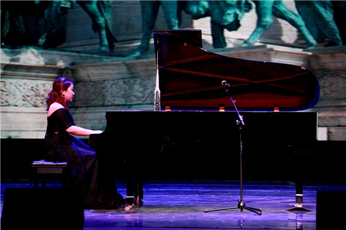 10北戏音乐高职2017级代靖