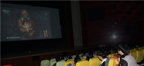 3.舍己救人的消防英雄杨科璋