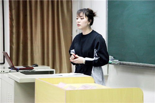 图 16  参赛选手张珊珊老师