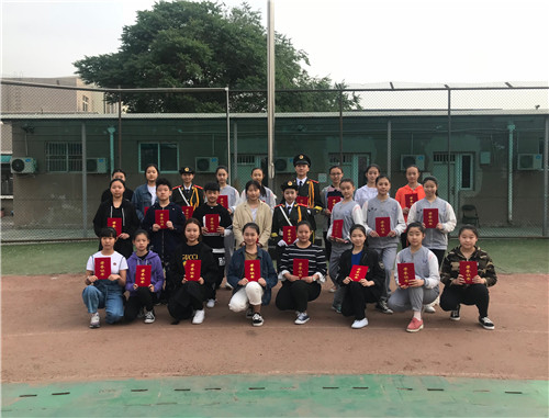 6---25名“北戏小雷锋”合影