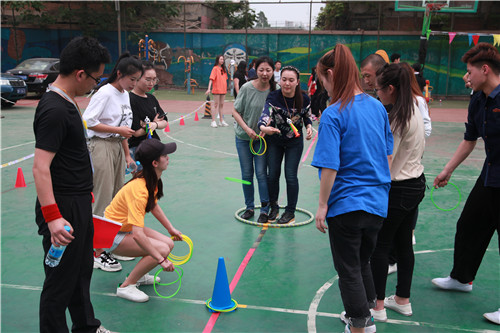 11.教师队投壶比赛