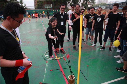 12.教师队投壶比赛