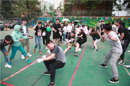 21.音乐系拔河代表1队