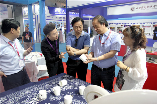 13院领导与其他兄弟院校交流、合影