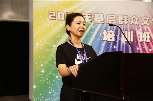 5学员代表王建霞发言