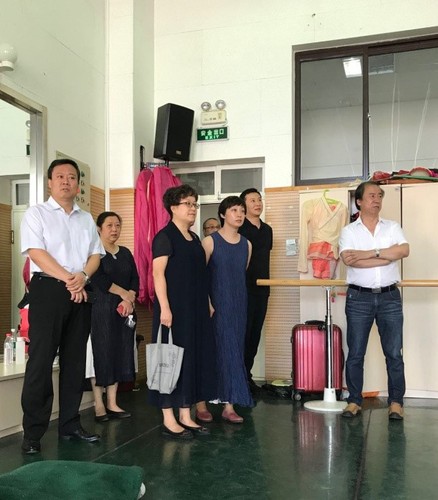 4院领导检查专业课堂