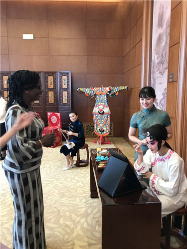 2非洲国家首脑夫人观看我院京剧展示