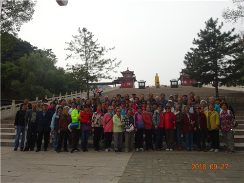 3.秋游第二批合影