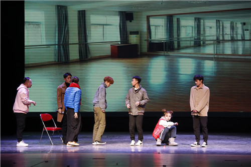 16影视2018班 《追梦赤子心》