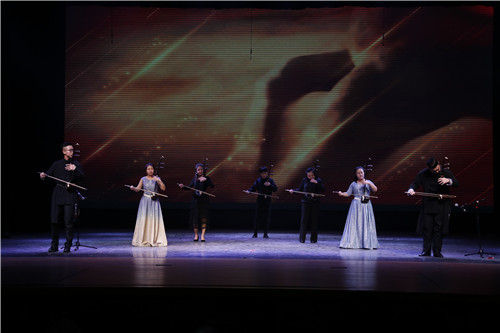 24音乐系 《新赛马》