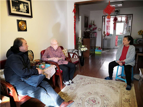 1院长刘侗慰问高长清老师夫妇