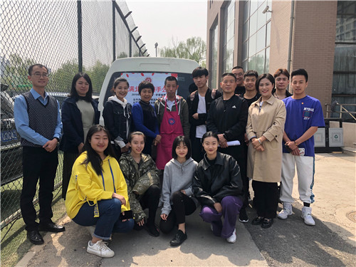 20众爱组织工作人员与团干部合影留念