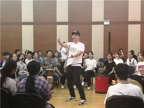 2.鼓圈游戏第一组