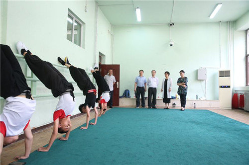 2宋宇局长一行观摩专业课堂教学