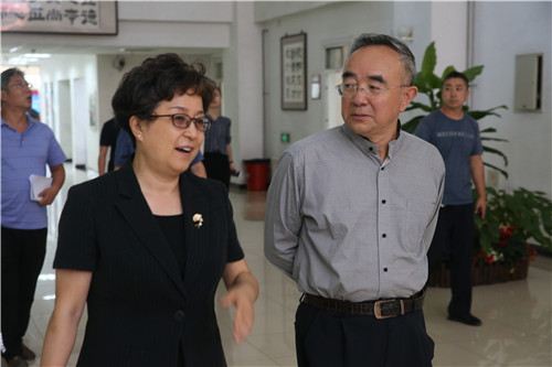 6局领导检查教学楼