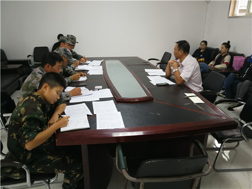 6学院领导老师与基地和部队做好工作沟通1