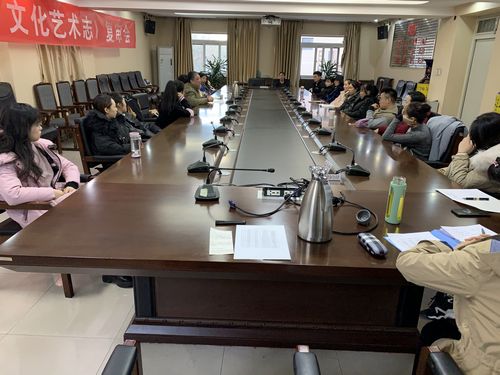 1。学生座谈会会场