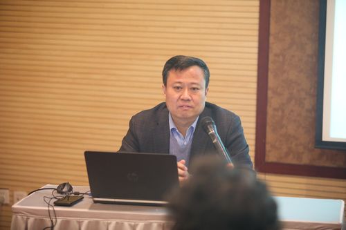 2.教务处主任王雷讲解《专业人才培养方案修订工作、课程思政工作说明》