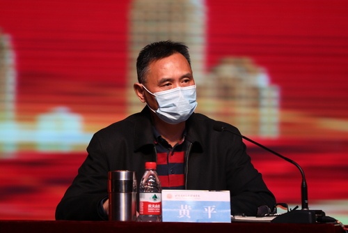 5、副院长黄平简述学院学生工作总体思路及要求 5、副院长黄平简述学院学生工作总体思路及要求