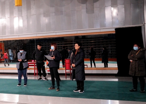 党委书记、工会主席毕兆炜观看比赛