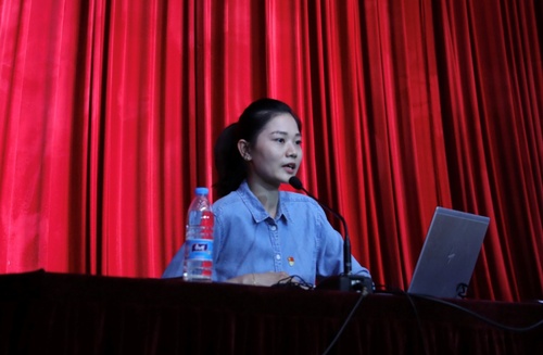 2.团委负责人唐晶晶老师