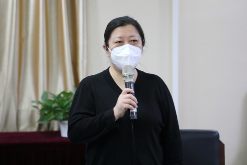 院长黄珊珊对演练发号命令