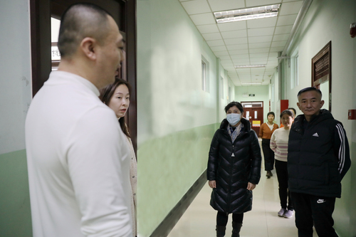 院领导巡查地方戏曲系专业课堂