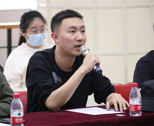 6-2北京京剧院团总支团员青年代表交流发言