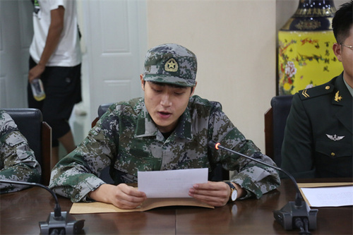 图3 预定新兵代表发言