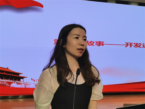 图10 ▲市直机关青联副主席、团市委组织部副部长昝莹莹