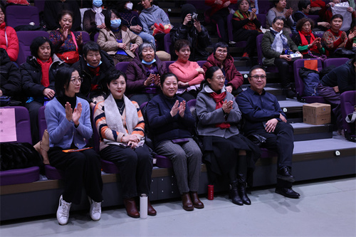 1.院领导参加老干部新春团拜