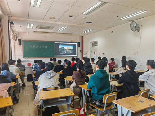 “传承雷锋精神 弘扬时代新风”主题班会2